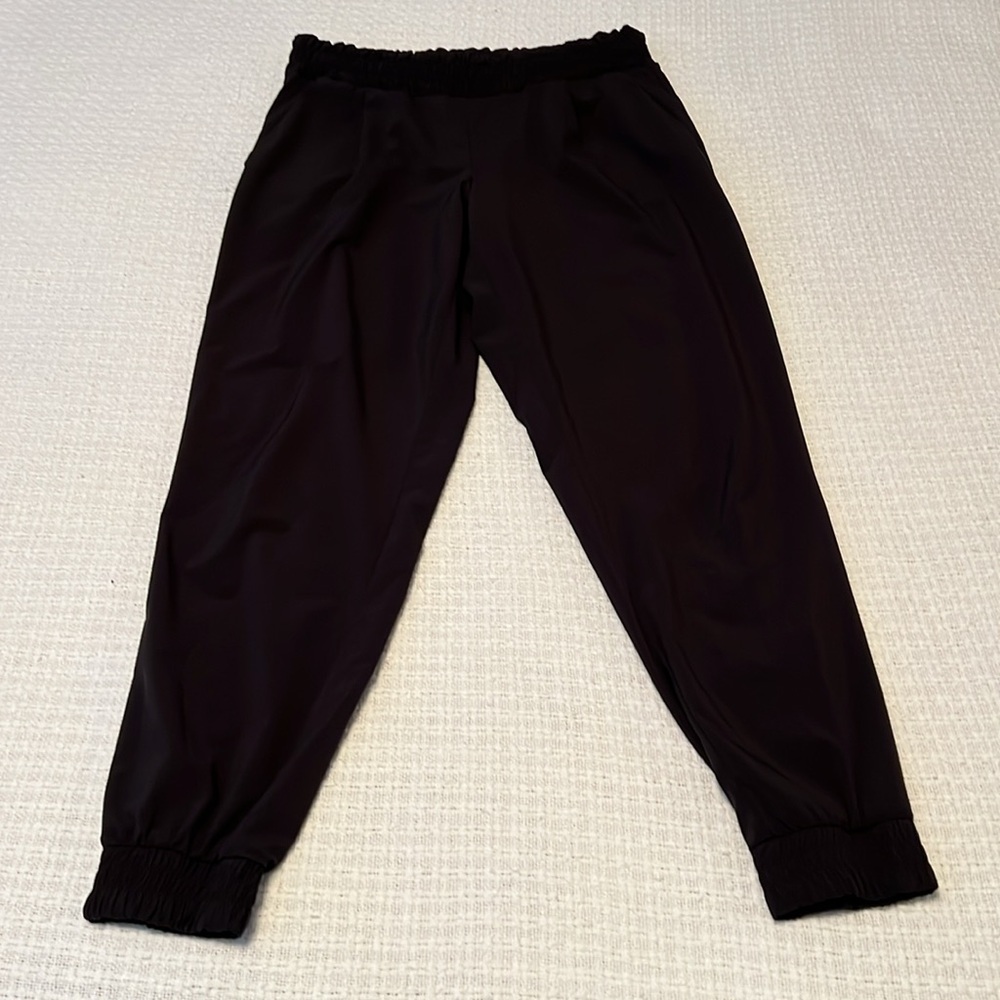 Athleta Black Jogger Pants with Elastic Waist Size 8 - Picture 3 of 16